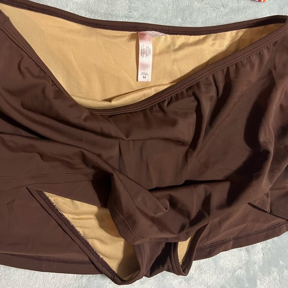 Colorful Vintage Victoria’s Secret Tankini and skirt - Picture 2 of 6